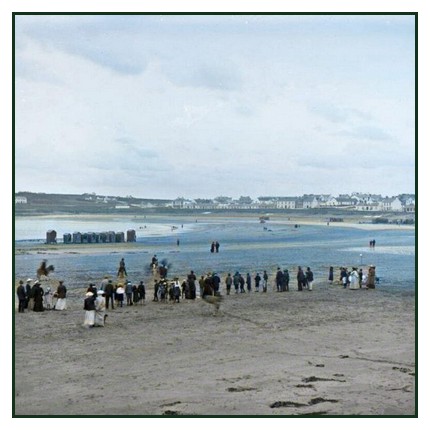 “Limerick Officers Take Annual Leave to Enjoy Kilkee’s Coastal Charm”