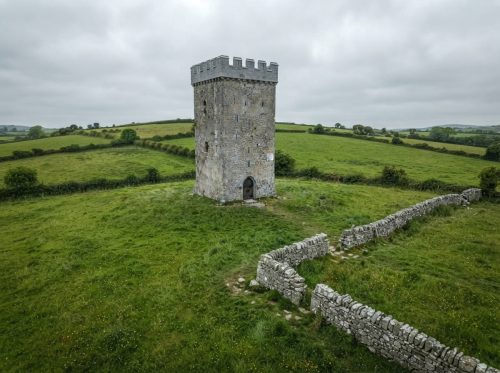 Dry-stone_wall_guiding_viewer_eye_202608160306