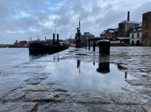 Camera_focused_on_wet_cobblestones_202608161024
