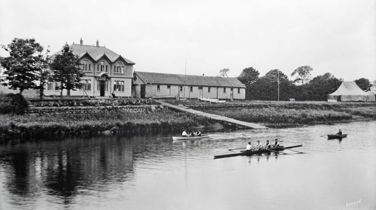 Boat Club