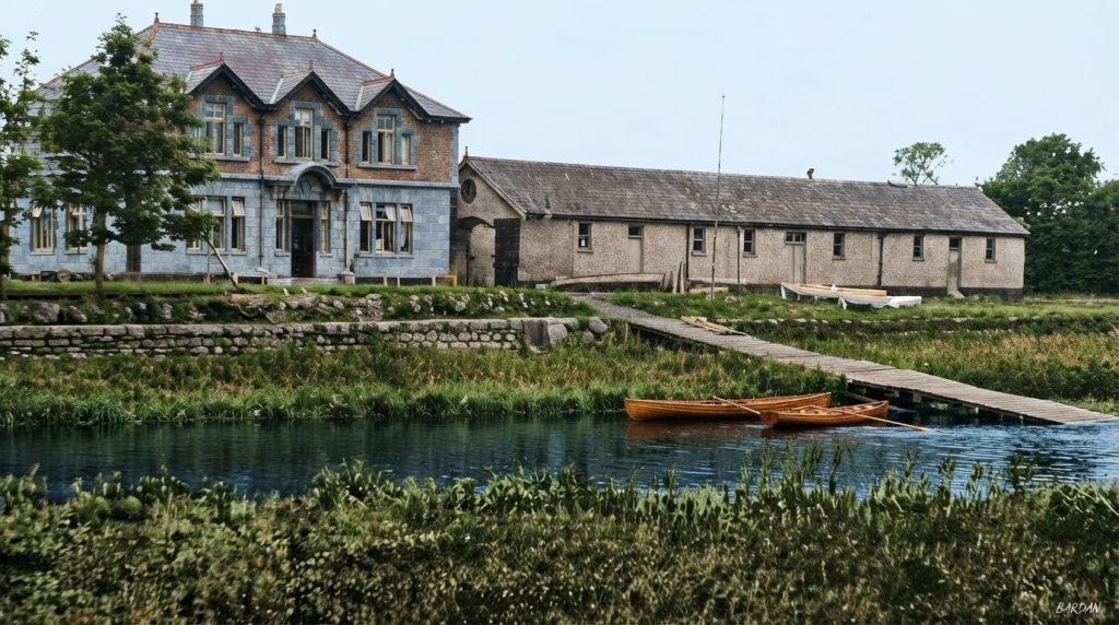 Architectural_stonework_or_boat__202607100240